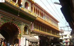 BreathtakingIndia Exclusive: Mathura Things to Do | Uttar Pradesh Things to Do - Dwarkadhish Temple