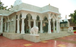BreathtakingIndia Exclusive: Alappuzha Things to Do | Kerala Things to Do - Jain temple