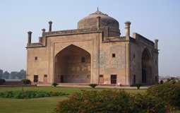 BreathtakingIndia Exclusive: Agra Things to Do | Uttar Pradesh Things to Do - Chini Ka Rauza