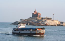 BreathtakingIndia Exclusive: Kanyakumari Things to Do | Tamil Nadu Things to Do - Boat Ride