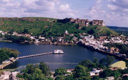 BreathtakingIndia Exclusive: Narsinghgarh Things to Do | Madhya Pradesh Things to Do - JAL Mandir