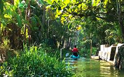 BreathtakingIndia Exclusive: Alappuzha Tours | Kerala Tours - Alleppey Canoe Cruise