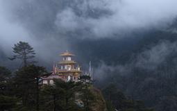 BreathtakingIndia Exclusive: Tawang Town Tours | Arunachal Pradesh Tours - Bhalukpong, Tawang, Bomdila, Kaziranga, Shillong, Cherrapunjee & Guwahati Local Tour