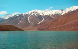 BreathtakingIndia Exclusive: Spiti Valley Things to Do | Himachal Pradesh Things to Do - Chandra Tal Lake