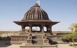 BreathtakingIndia Exclusive: Narsinghgarh Things to Do | Madhya Pradesh Things to Do - Shyamji Sanka Temple