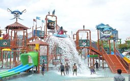 BreathtakingIndia Exclusive: Shirdi Things to Do | Maharashtra Things to Do - Wet N Joy Water Park
