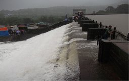 BreathtakingIndia Exclusive: Lonavala Things to Do | Maharashtra Things to Do - Bushi Dam